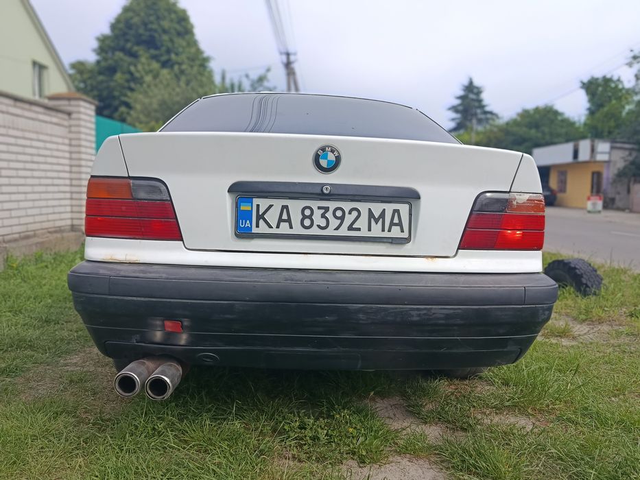 Продам бмв е36 1994року