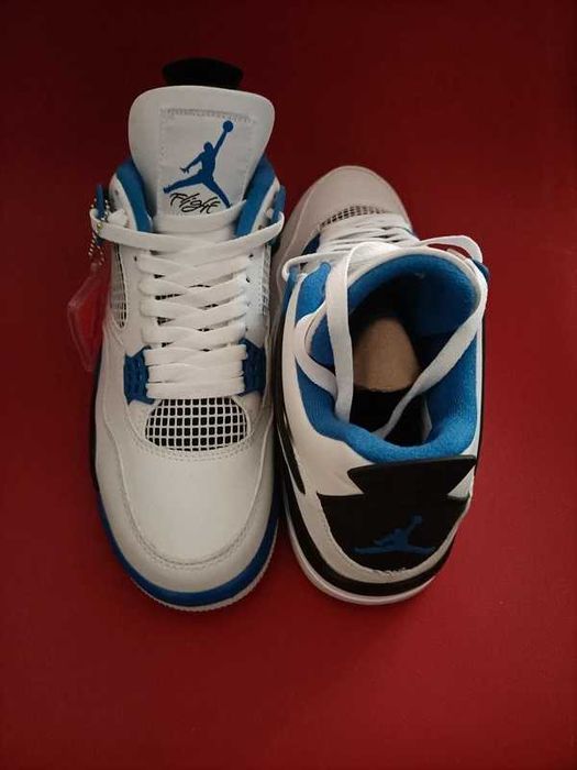 Buty Trampk Jordan 4 Retro Motorsports R.41