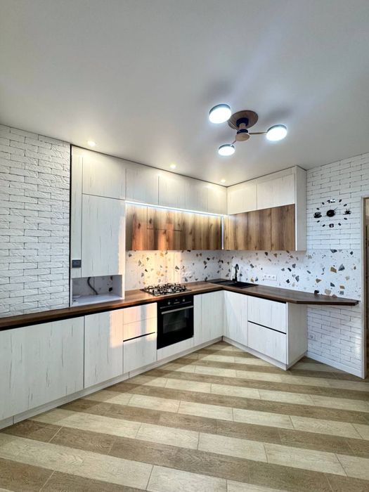 Продаж 2к Квартири з свіжим ремонтом сертифікат, ВПО...