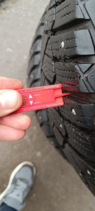 215 55 17 Goodyear