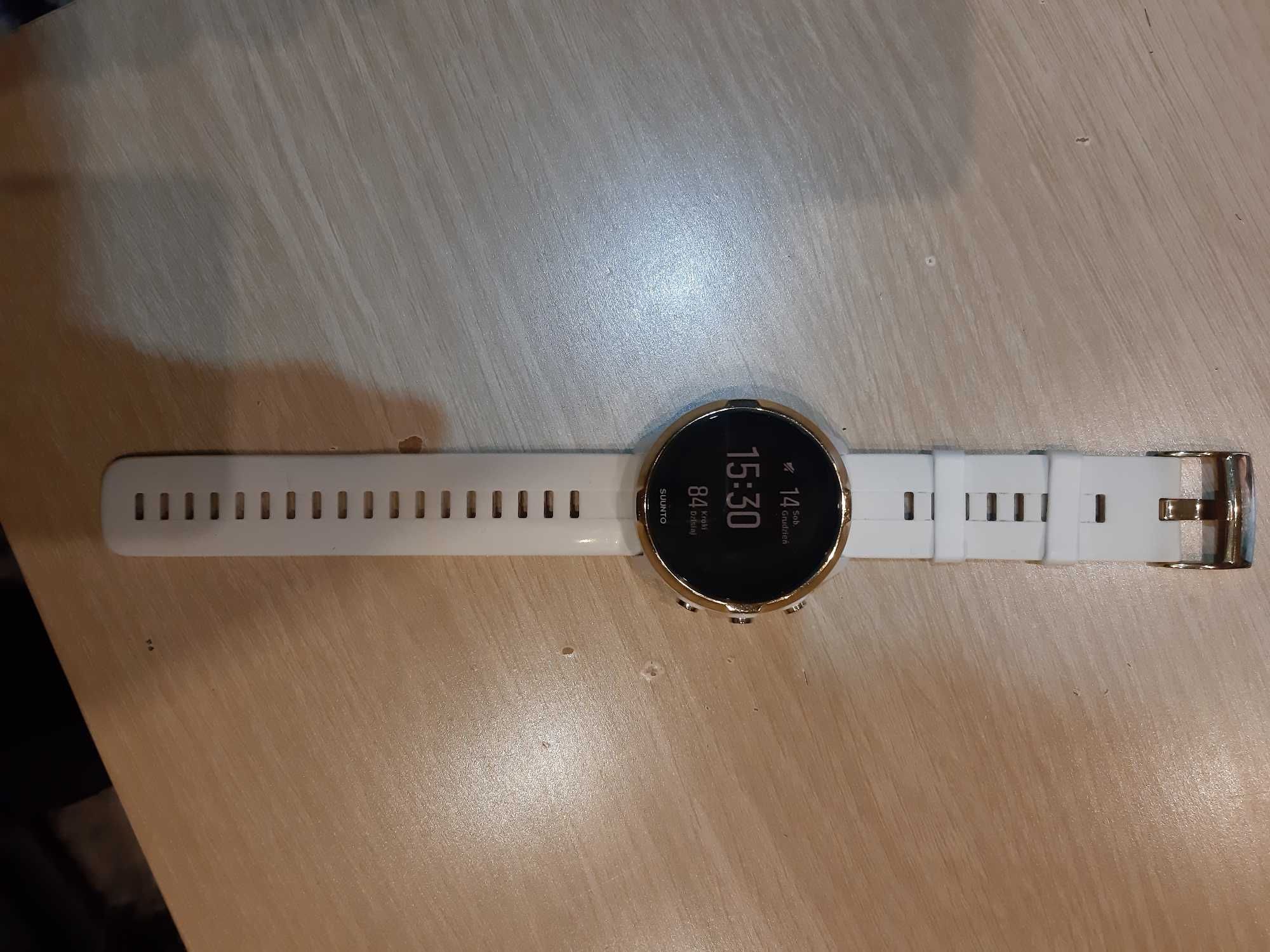 SUUNTO spartan  wrist hr gold