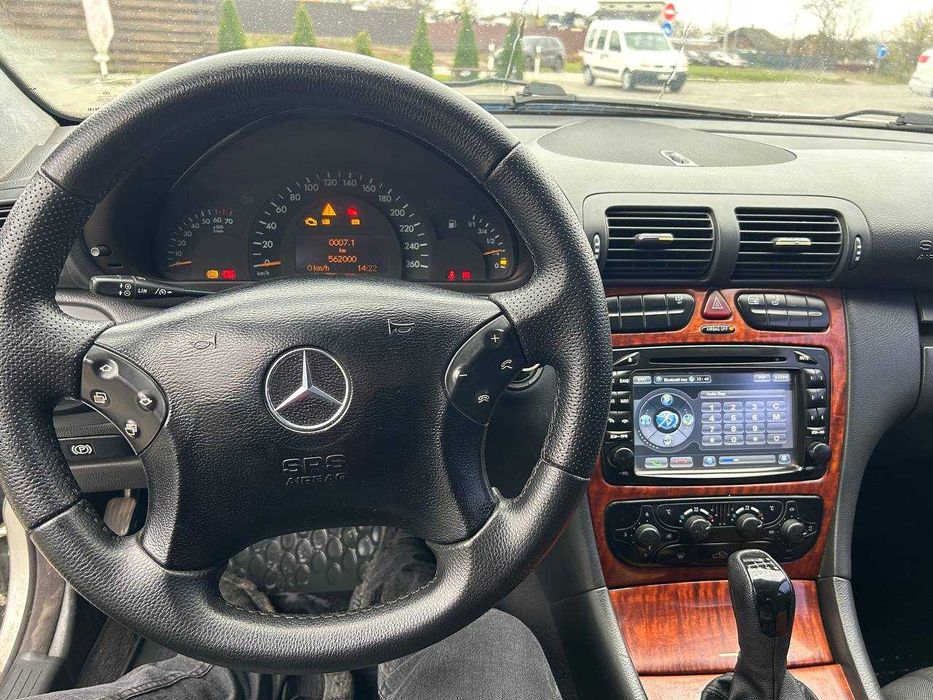 Mercedes-Benz C-Class 2002