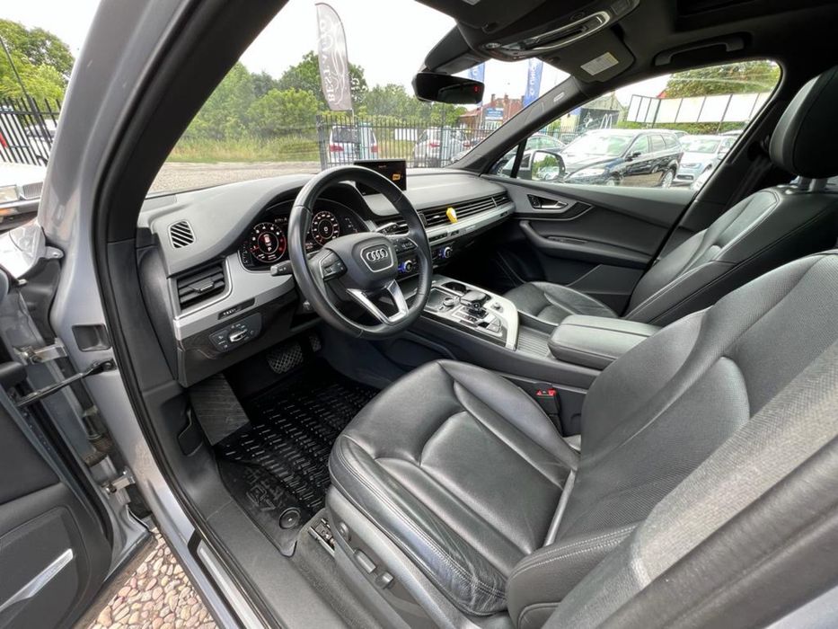 Продам Ауді Q7. Premium+ 2.0 бензин