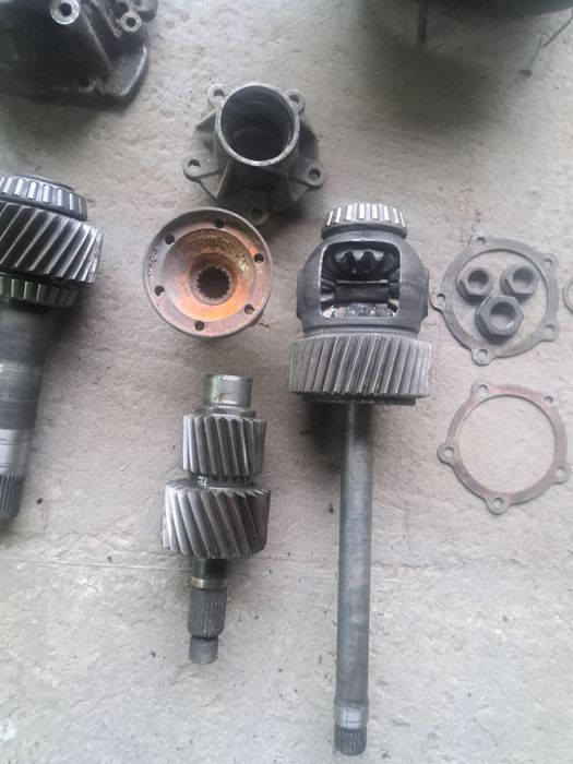 Роздатка Редуктор по зачастинах Land Rover Freelander 1 97-05 2.0td 1.