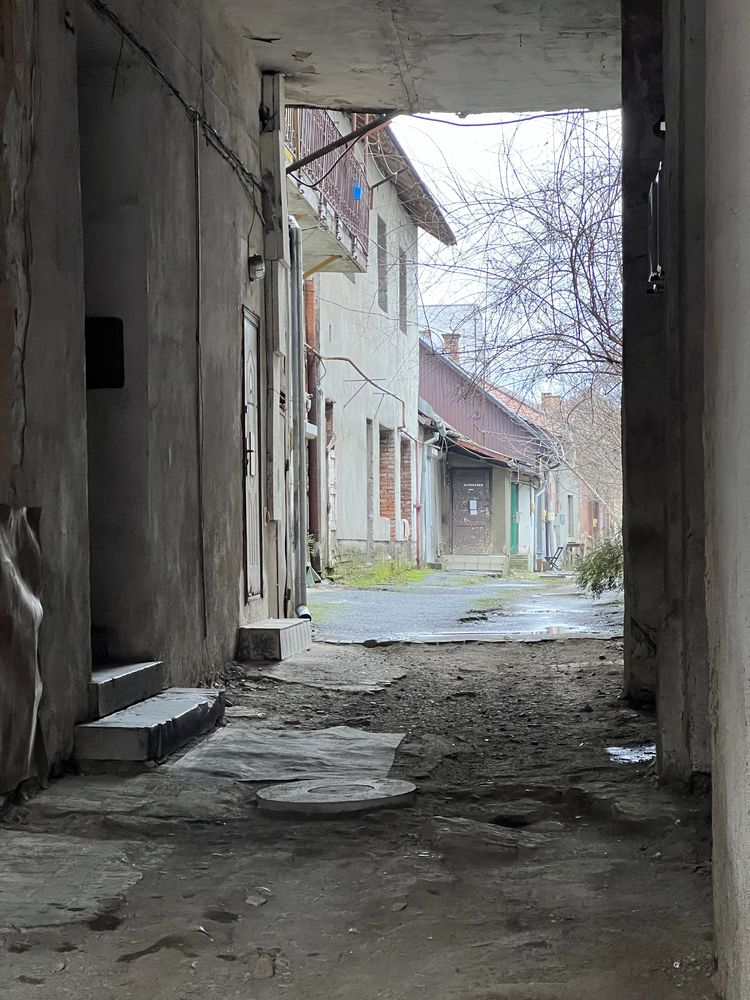 Продам комерційне приміщення в центрі Мукачева