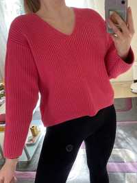 różowy sweter H&M