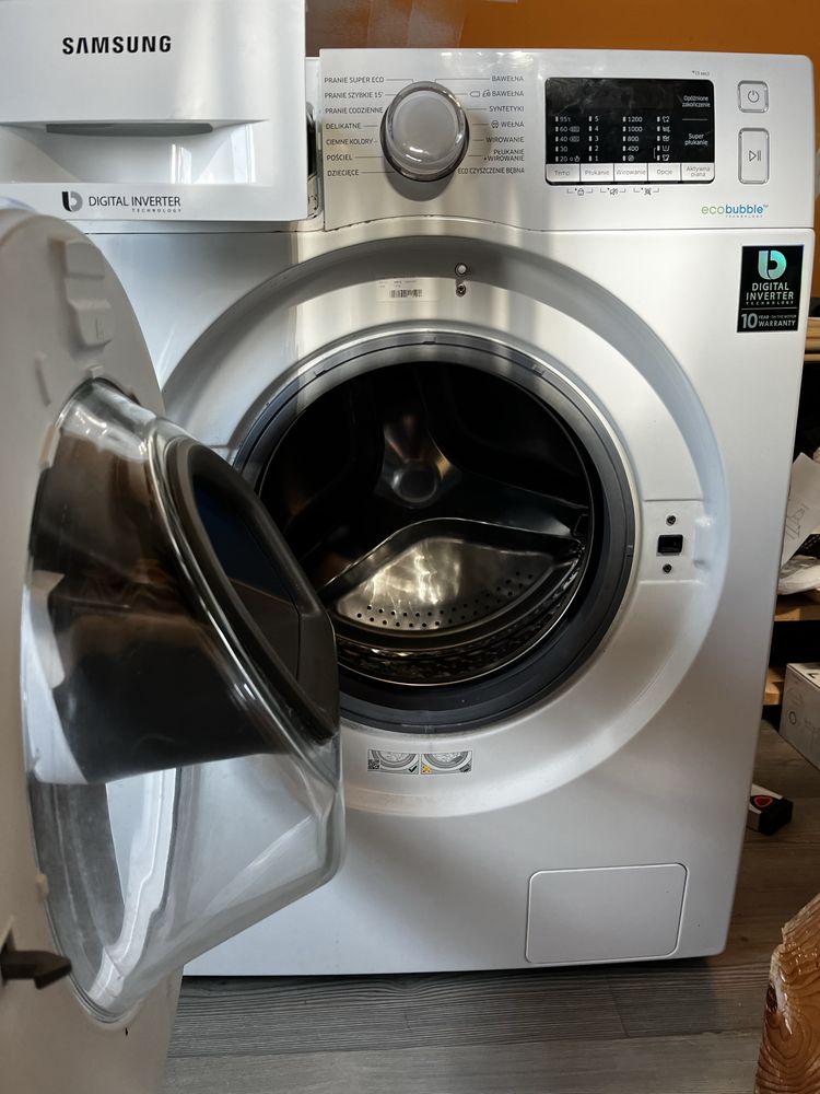 Sprzedamy Pralkę Samsung WW70K52108W/EO
