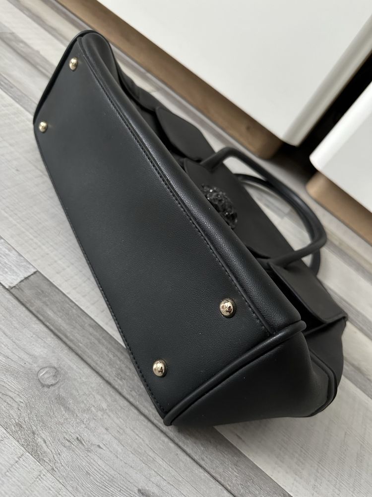 сумка чорна жіноча Versace