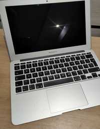 MacBook Air 11 intel i5 / 4GB / 1,7GHz / 128 GB IDEAŁ