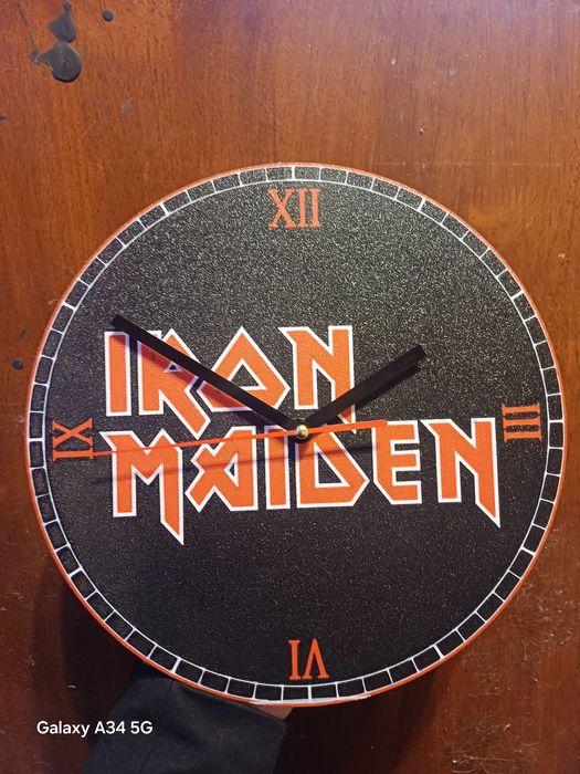 Zegary ścienne iron Maiden i AC DC
