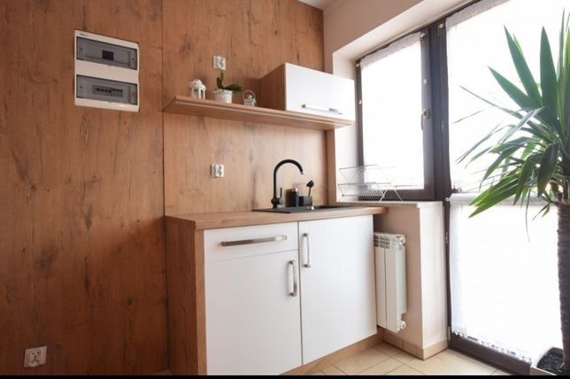 Wolne miejsca    300 m od dworca