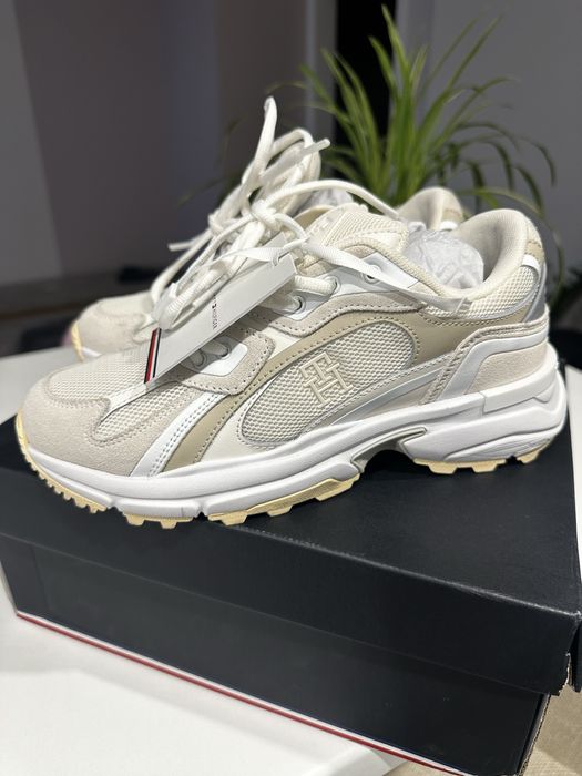 Кросівки Tommy Hilfiger 37 розмір