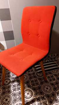 Krzesla tapicerowane