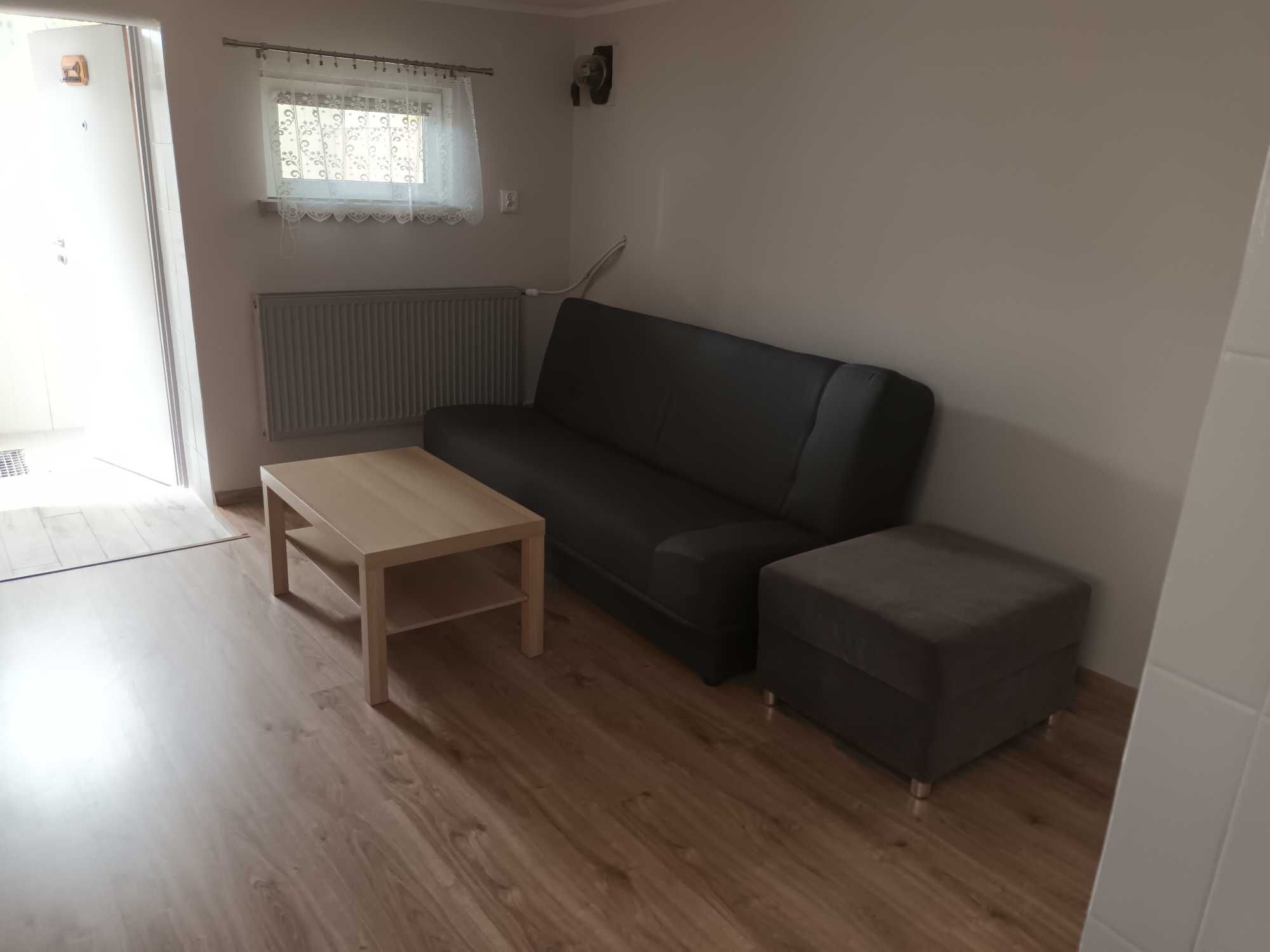 Kawalerka w suterenie w domku jednorodzinnym do wynajęcia