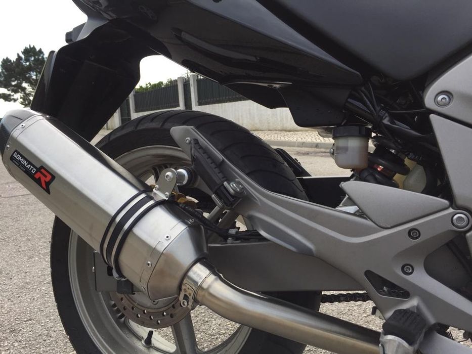 Honda CBF 1000 completa