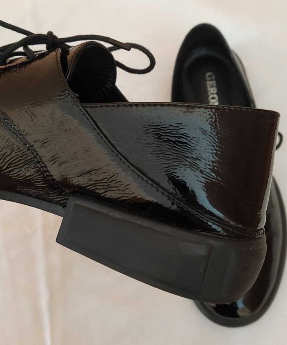 Туфлі жіночі на низькому ходу з подарунком