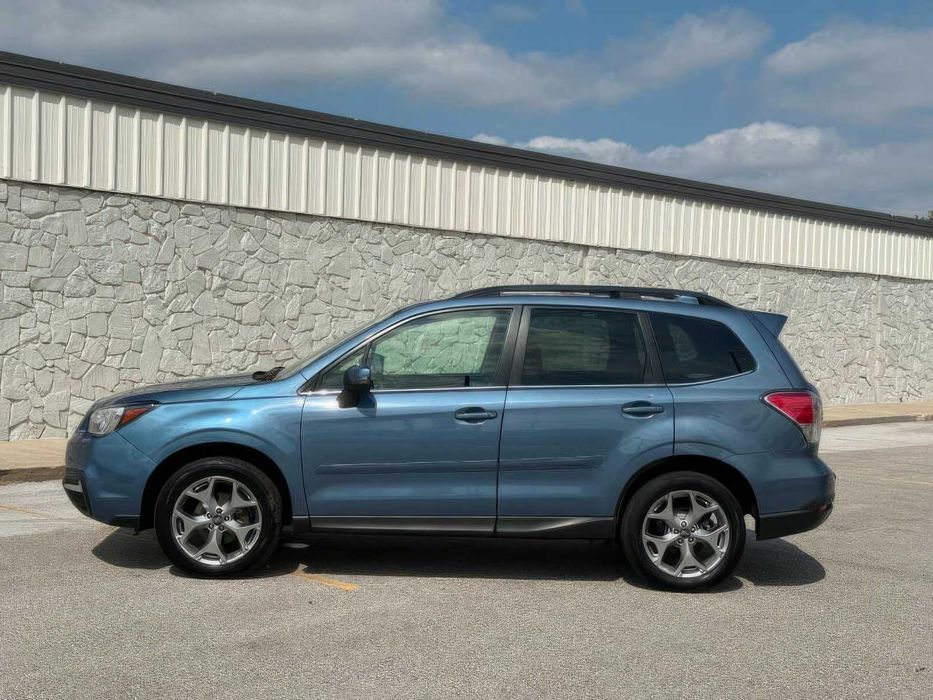 Subaru Forester      2018