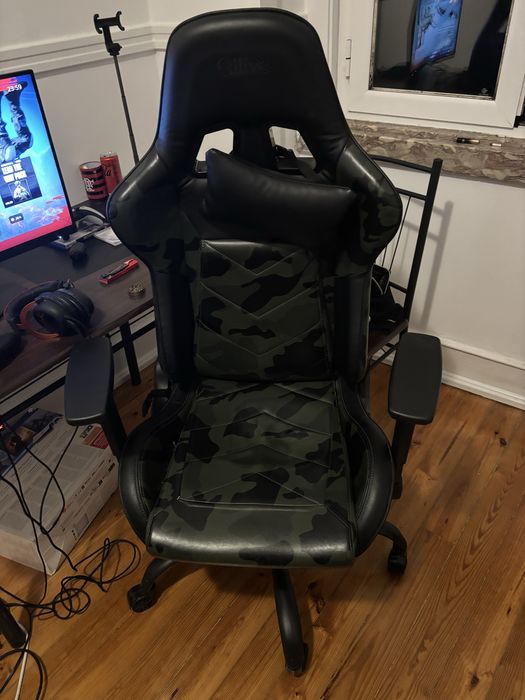 Monitor curvo  + cadeira gamer