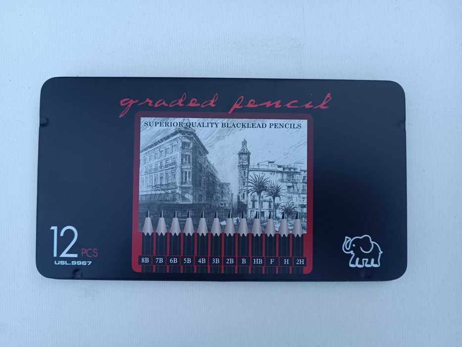 Набор високоякісних графіческих карандашей олівці в метал пенале 12 шт