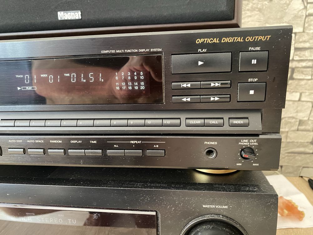 Sprzedam CD Denon DCD-1420 z pilotem