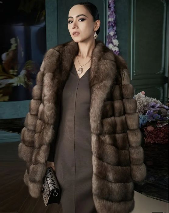 Шикарна шуба з штучного хутра