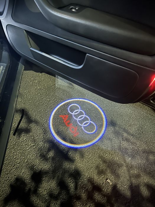 Проекція логотипа в двері Audi (LED, без доопрацювань)