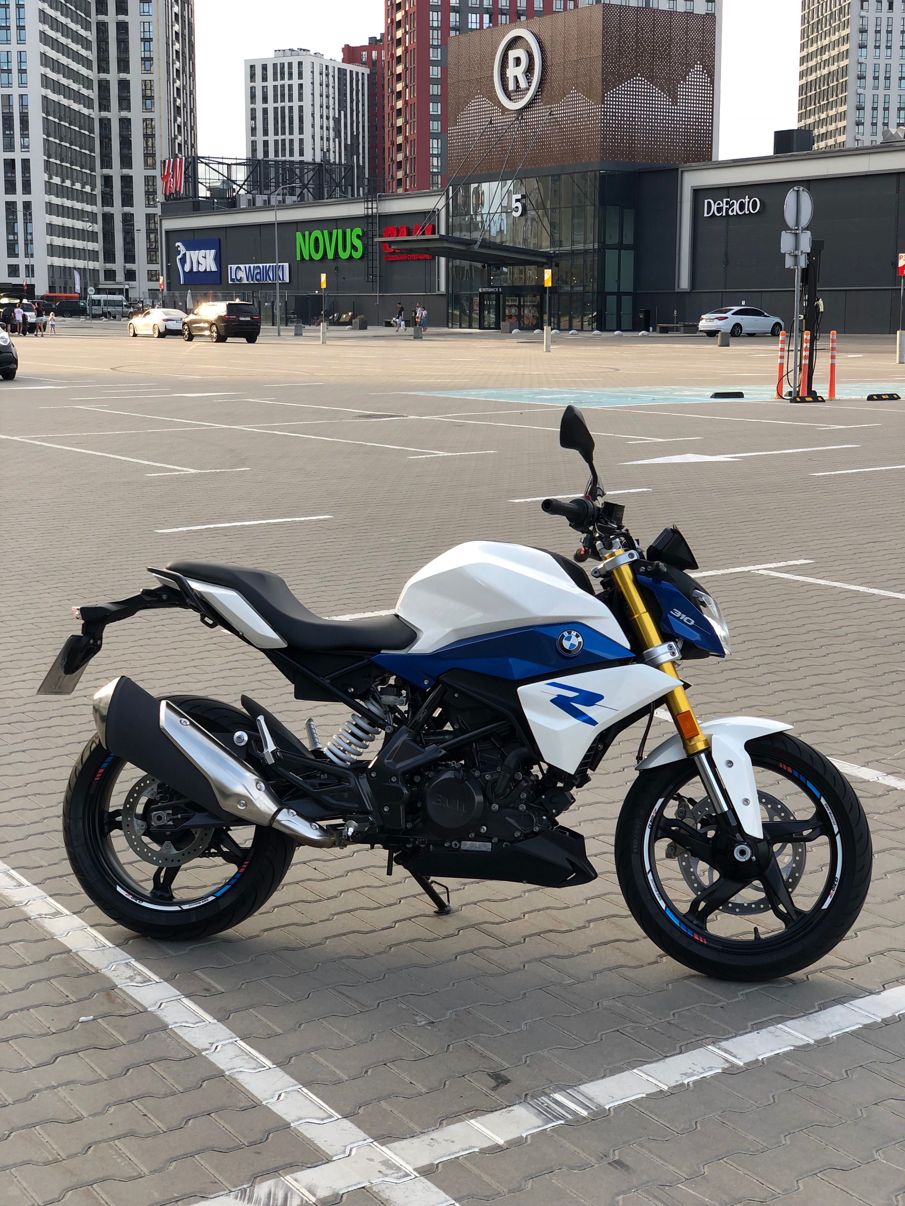 Мотоцикл BMW G310R