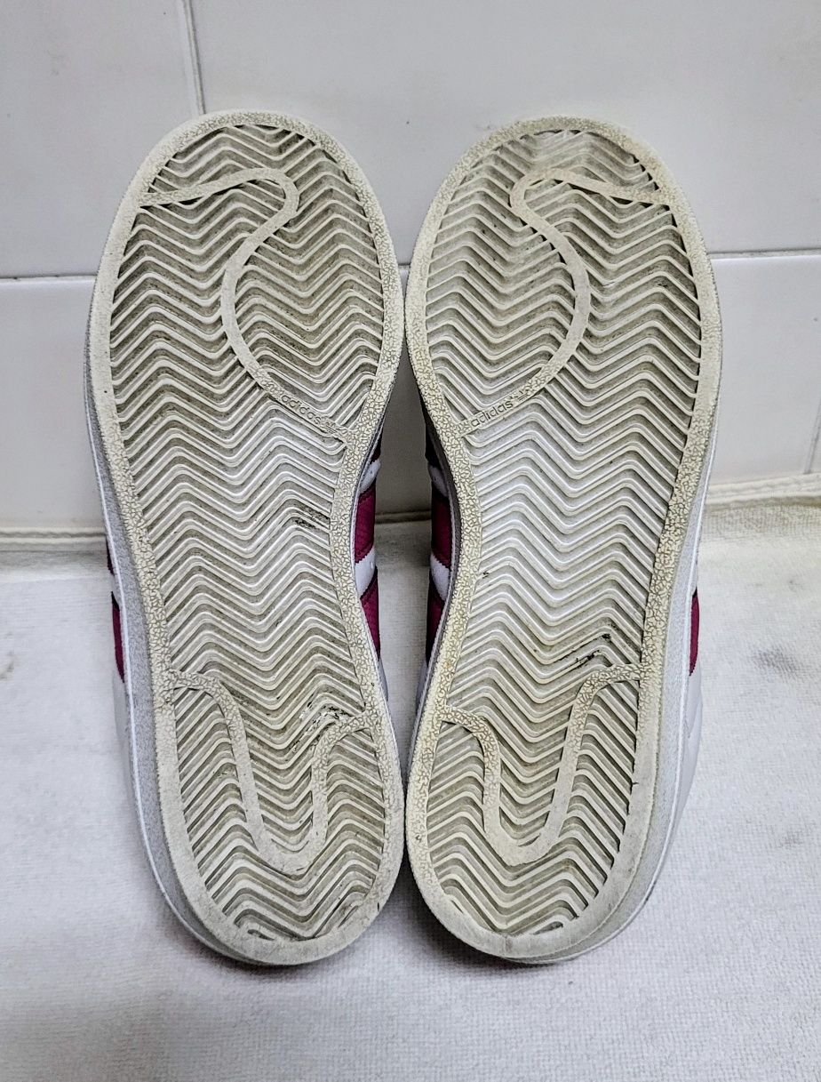 Tenis Adidas Originais n. 38