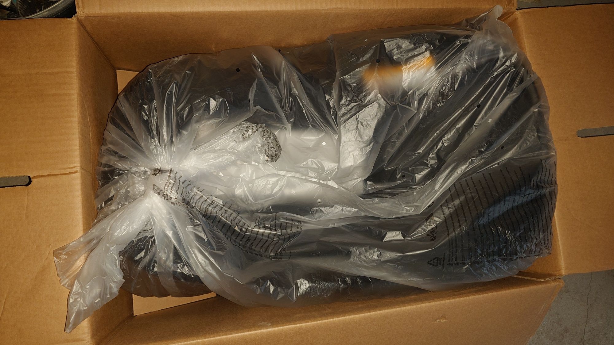 Britax Romer Baby Safe Pro czarny Nowy z gwarancją oryginalnie zapakow