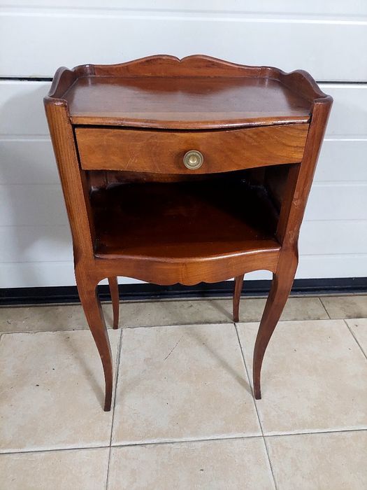 1 mesa de apoio vintage