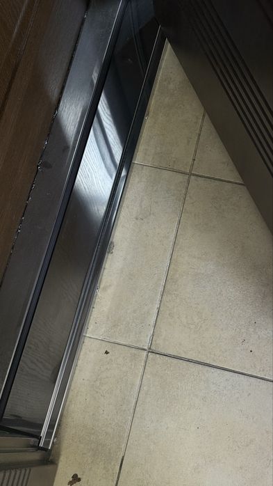 Вхідні двері в дубинок/квартиру REDFORT