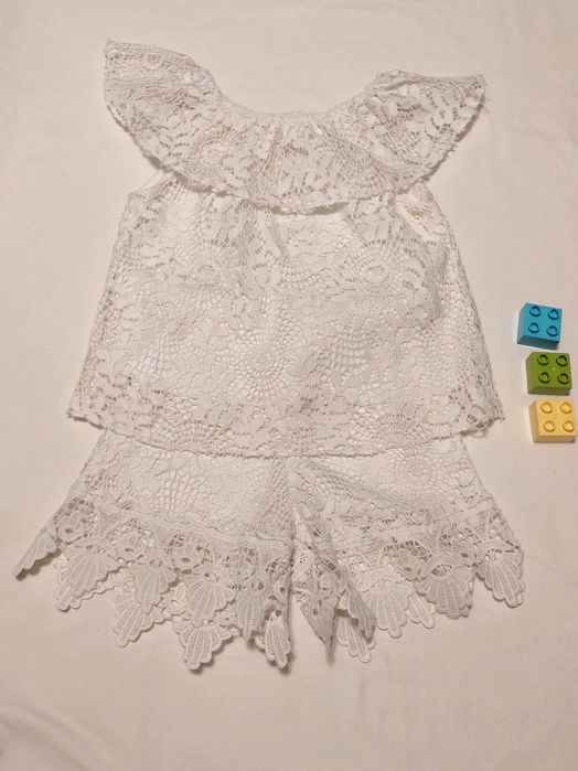Komplet bluzka spodenki białe koronkowe 104 hallo baby