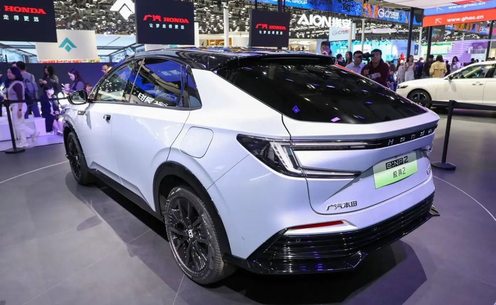 Електроавтомобіль Honda enp 2