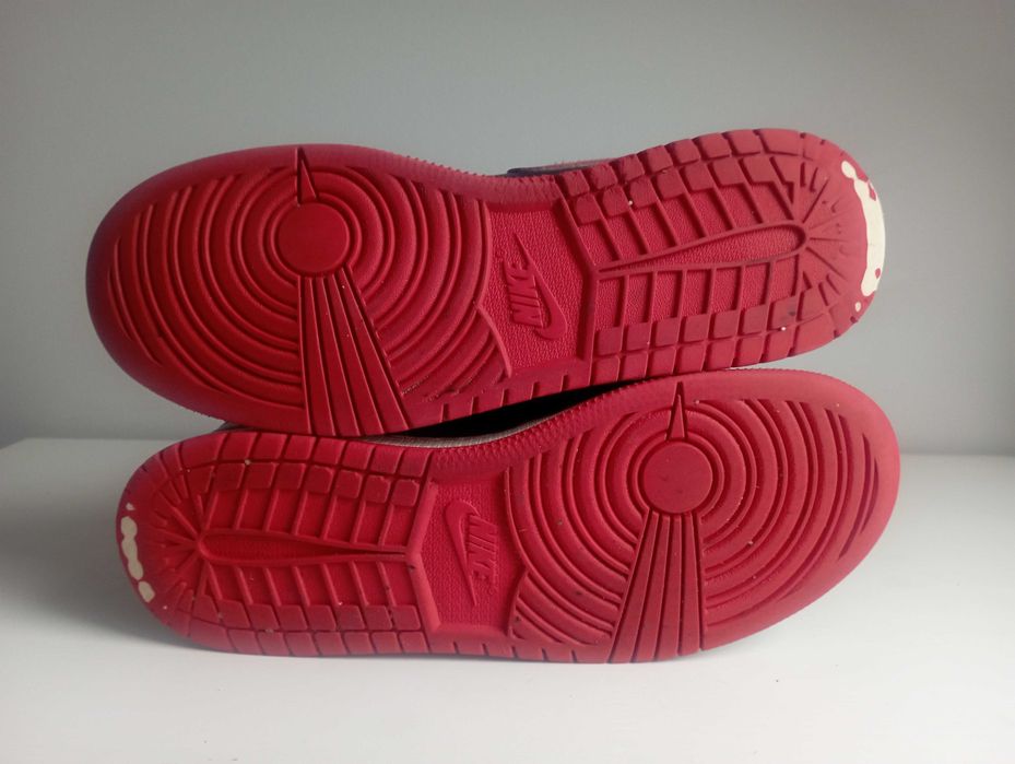 Buty oryginalne Air Jordan 1 MID (GS) rozmiar 40 do koszykówki