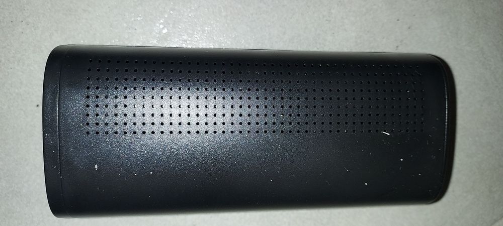 Pompka samochodowa akumulatorowa z latarką