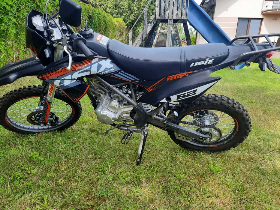 Asix Defender 150cc
