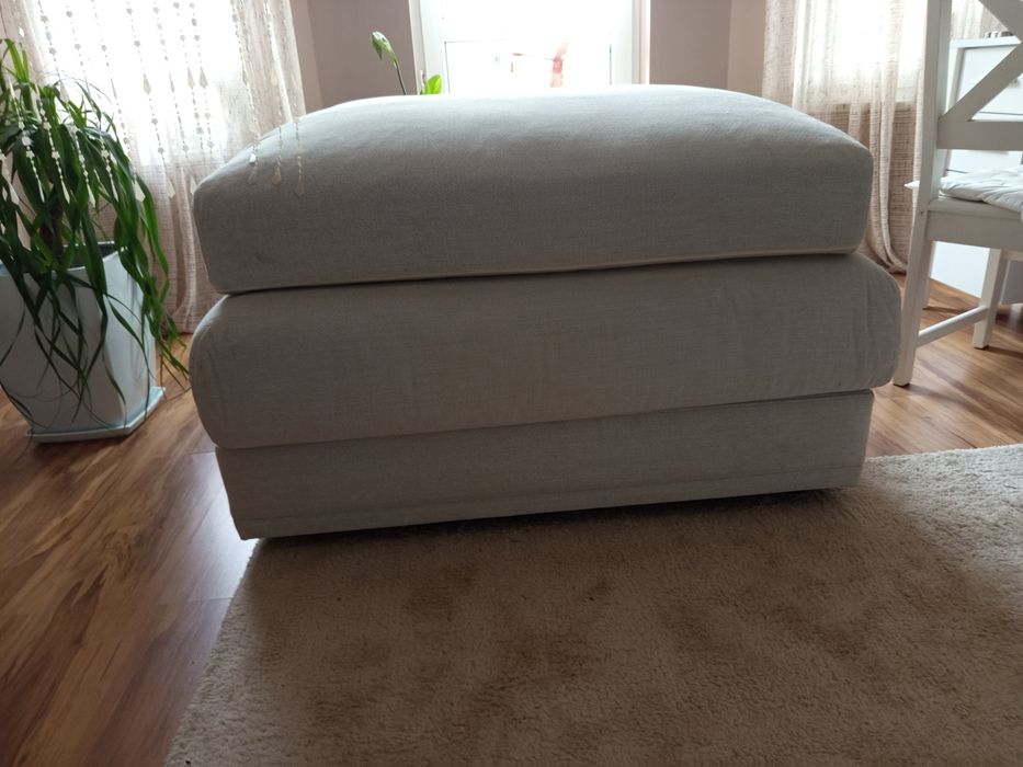 Pufka duża nieużywana.