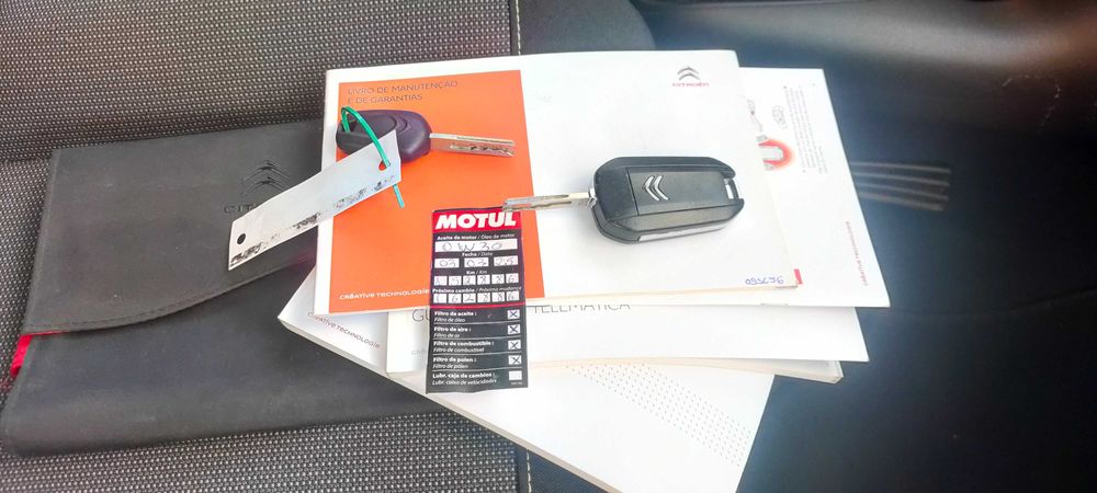 Citroen C3 1.2 Pure Tech / Versão Shine