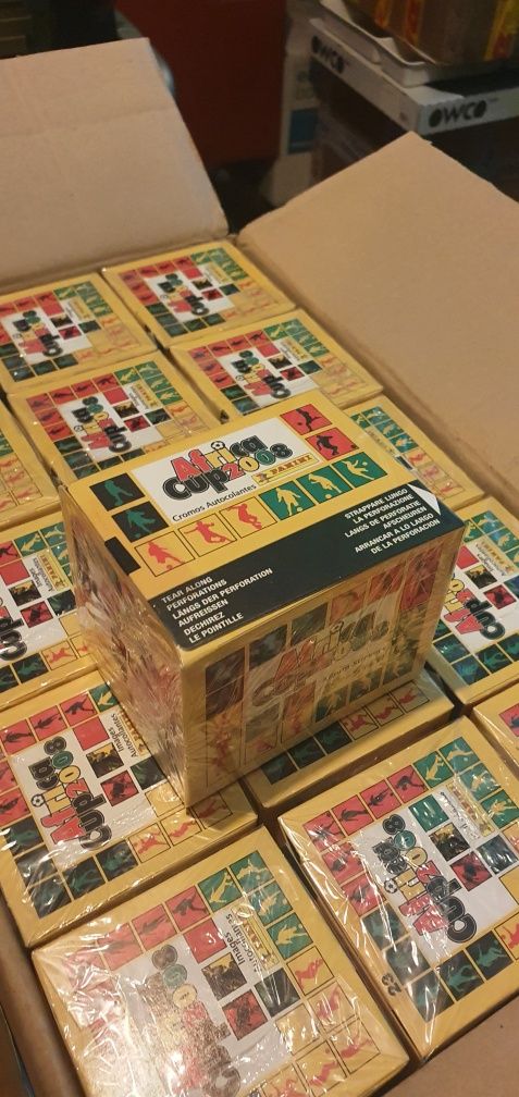 Caixas cromos Panini seladas