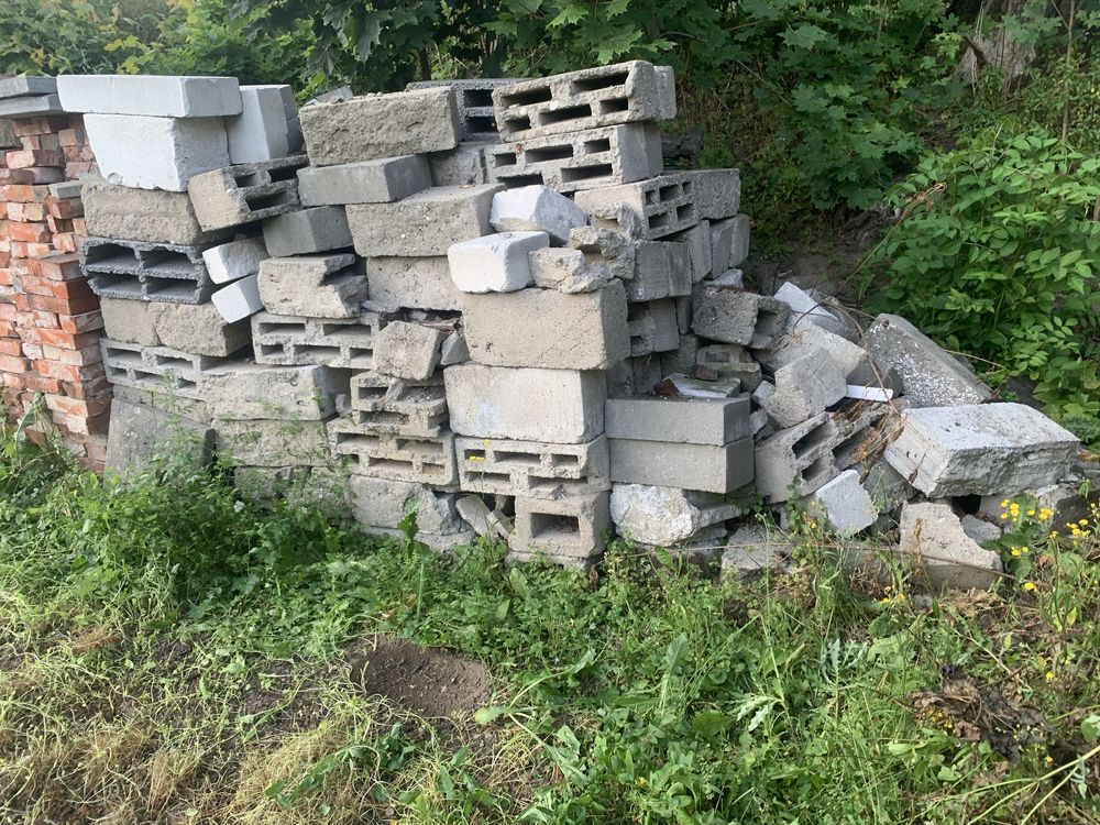 Cegla rozbiórkowa i pustaki
