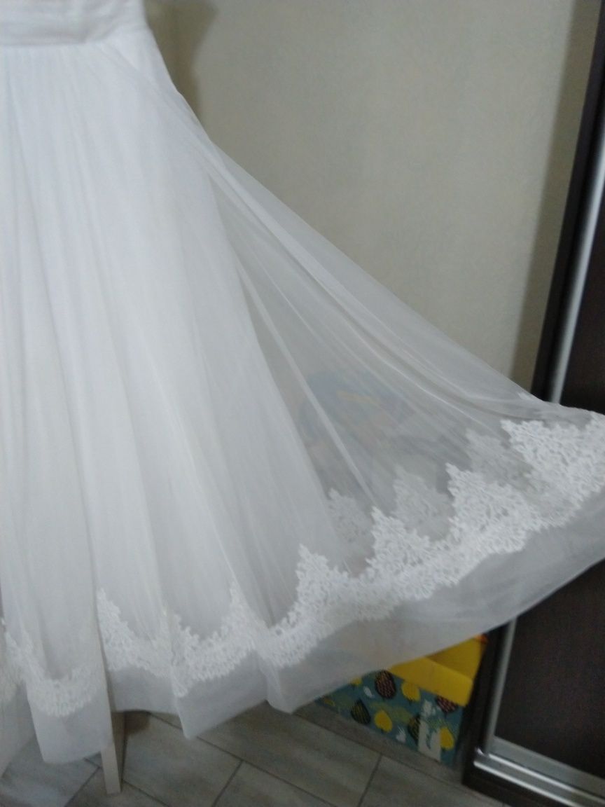 Свадебное платье р 48