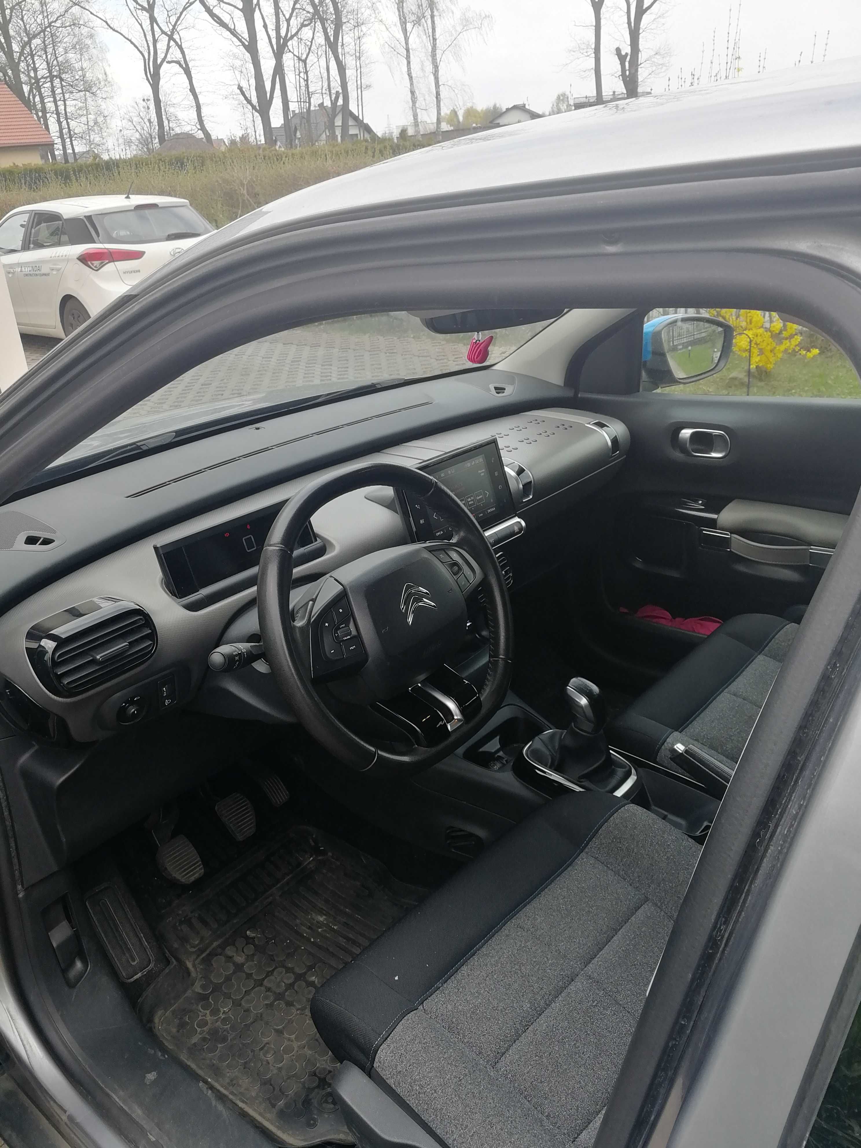 Fajny Citroen C4 CACTUS 1,6 BlueHDI, zadbany i doinwestowany !