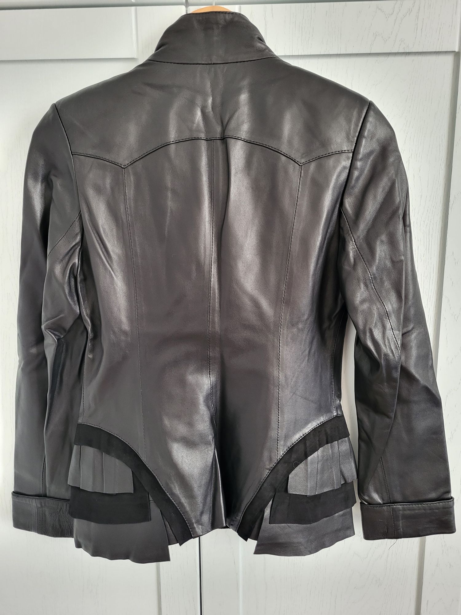 Куртка из натуральной  кожи размер XS
