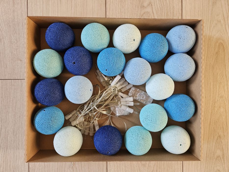 Cotton Balls od Cottnove love 20 szt., girlanda
