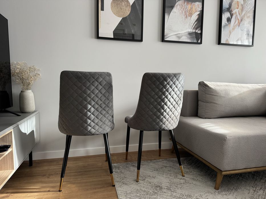 Krzesła Pikowane Velvet Piano