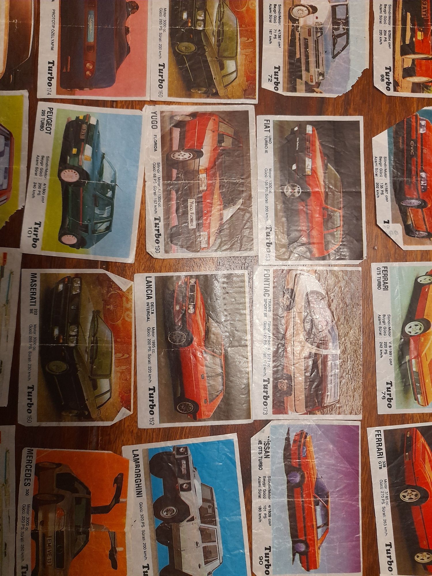 Karty z gum Turbo dawne -225 sztuk