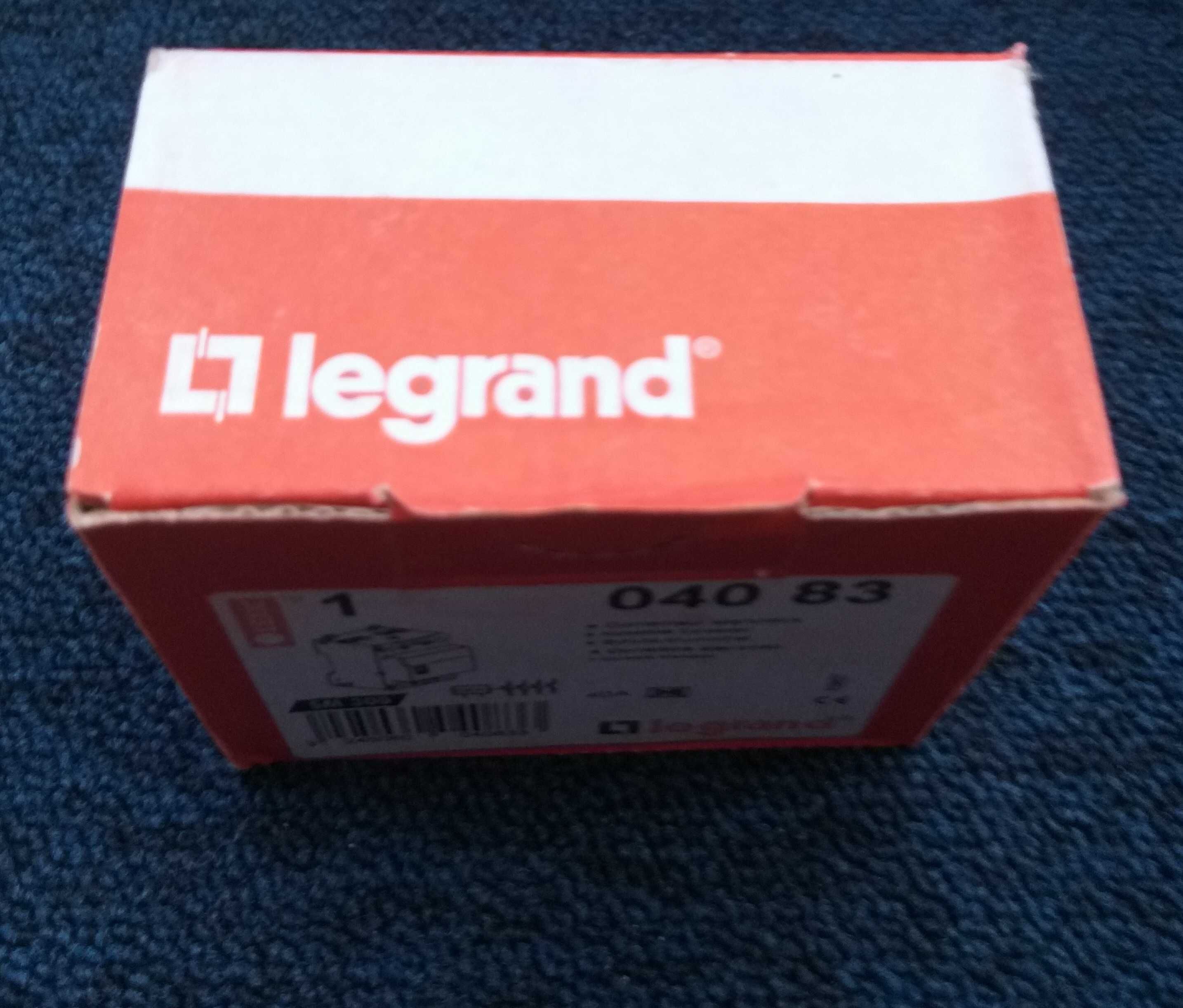 Модульний контактор Legrand 40А, 230В, 4НО, 004083