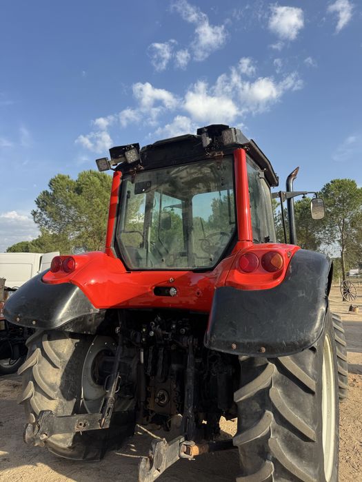 Trator Valtra C100