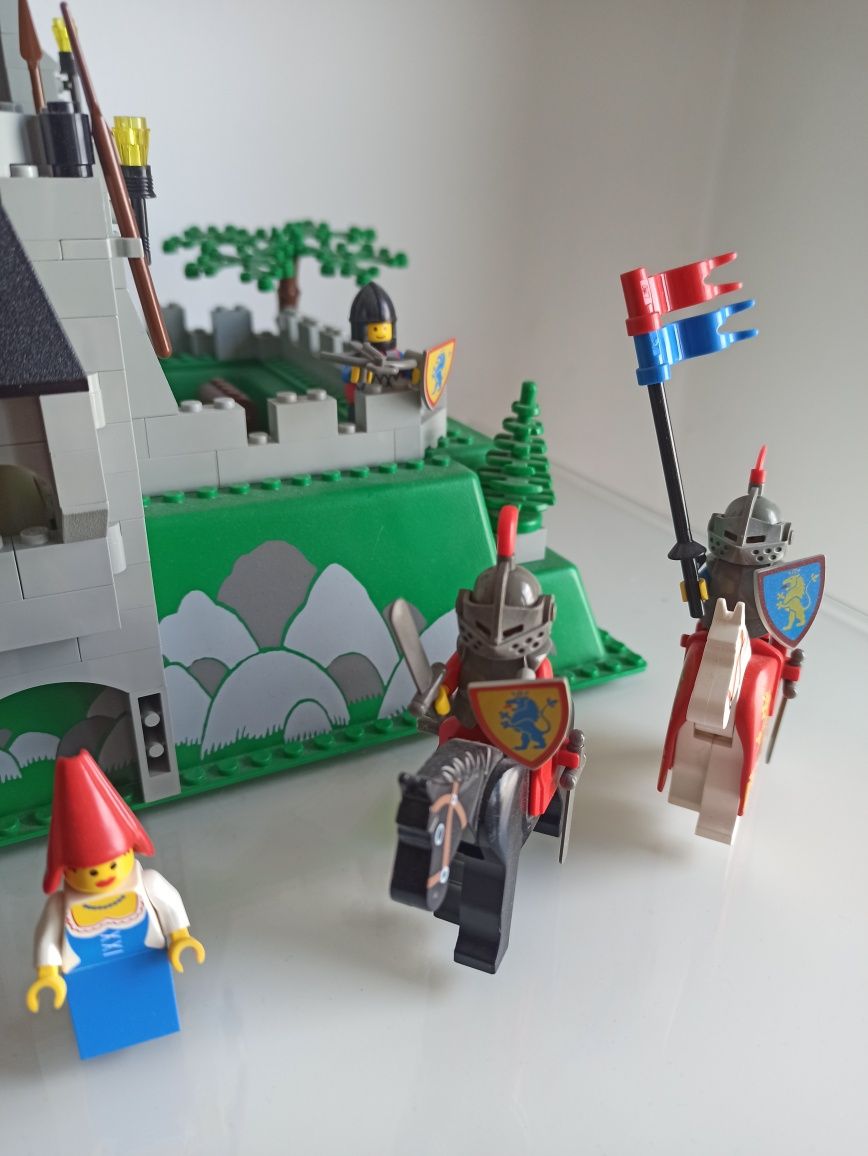 LEGO Castle 6081 King's Mountain Fortress