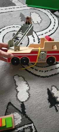 Drewniany wóz strażacki, drewniane klocki